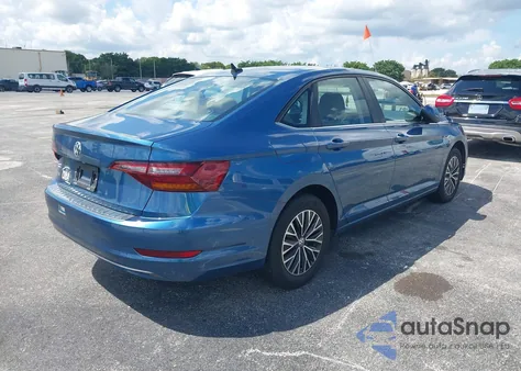 2019 Volkswagen Jetta Sel z USA, uszkodzony, nr VIN 3VWEB7BUXKM226830